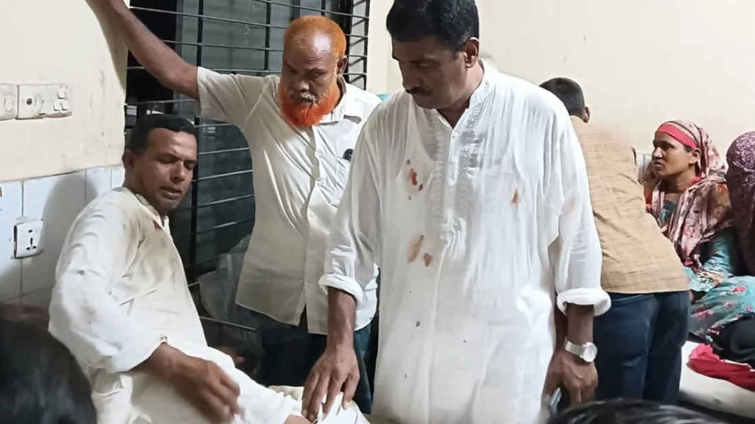 দিনাজপুরে বিএনপির দুগ্রুপের সংঘর্ষে আহত ২৫, অর্ধ-শতাধিক মোটরসাইকেল ভাঙচুর